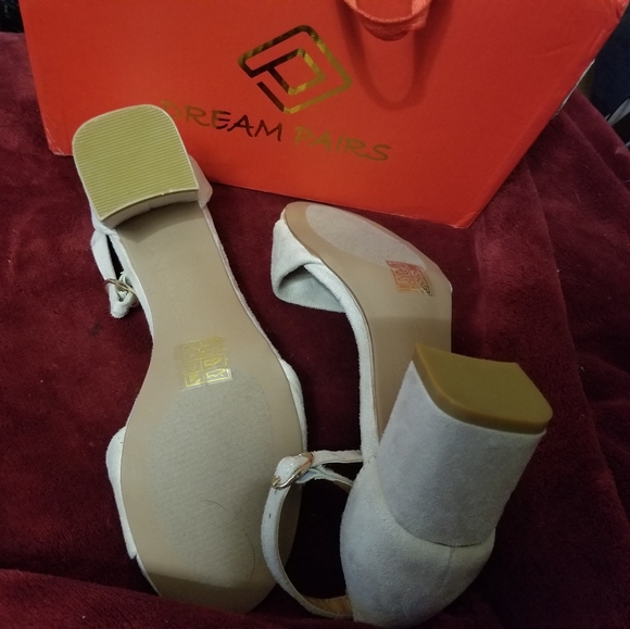 NEW size 5.5 BEIGE DREAM PAIRS DUTCHESS-03 SHOES - Picture 2 of 4